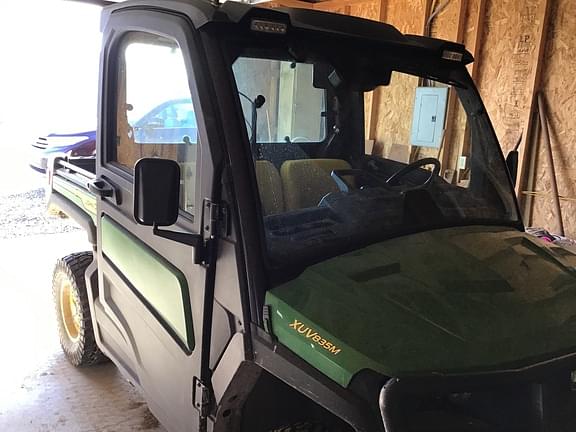 Image of John Deere XUV 835M Primary image