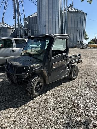 Image of John Deere XUV 835M Primary image