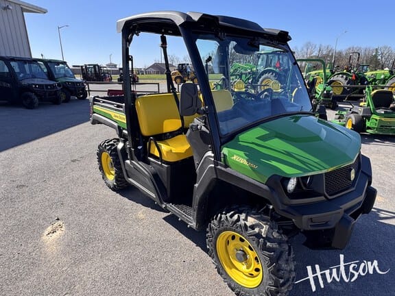 Main image John Deere XUV 835M