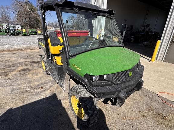 Image of John Deere XUV 835M Primary image