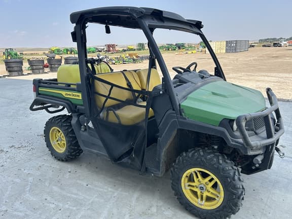 Image of John Deere XUV 835M equipment image 3