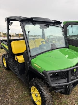 Main image John Deere XUV 835M