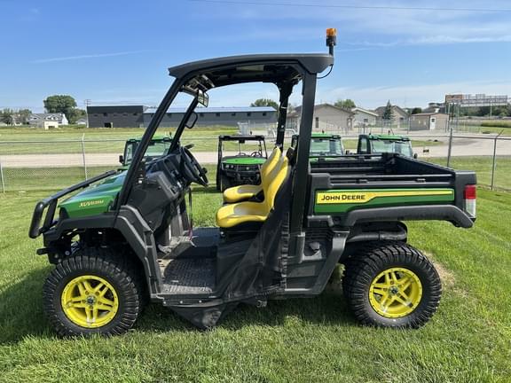 Image of John Deere XUV 835M Primary image