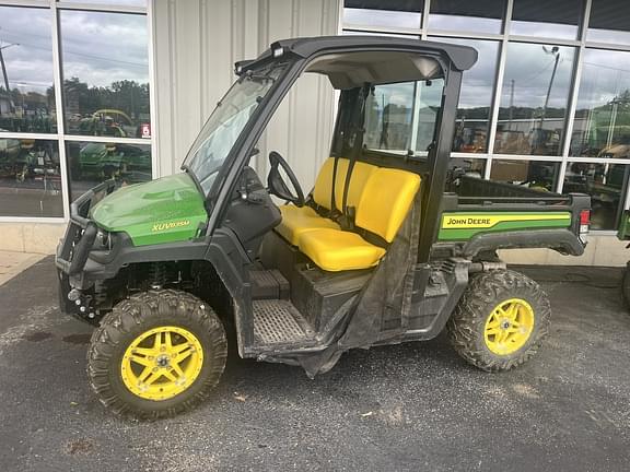 Image of John Deere XUV 835M equipment image 1