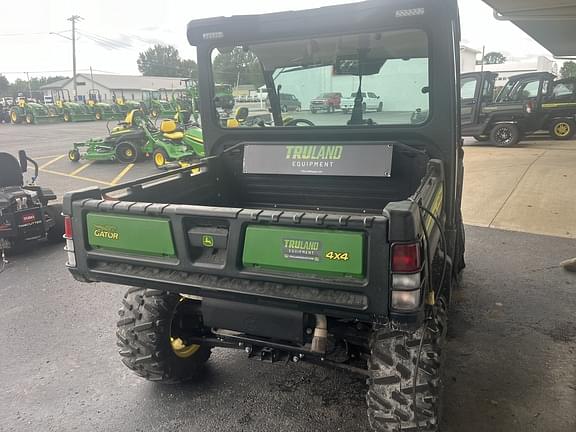 Image of John Deere XUV 835M equipment image 3