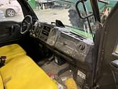 Thumbnail image John Deere XUV 835M 6