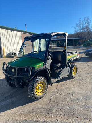Main image John Deere XUV 835M