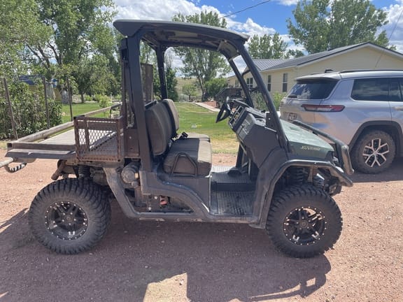 2022 John Deere XUV 835M Equipment Image0