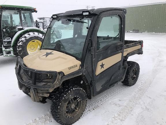 Image of John Deere XUV 835M Primary image