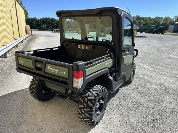 Image of John Deere XUV 835M equipment image 2