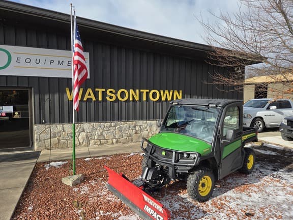 Image of John Deere XUV 835M equipment image 1