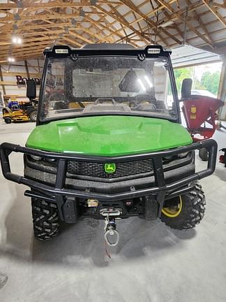 Image of John Deere XUV 835M Primary image