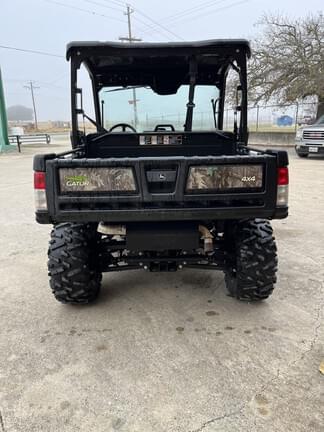 Image of John Deere XUV 835M equipment image 3