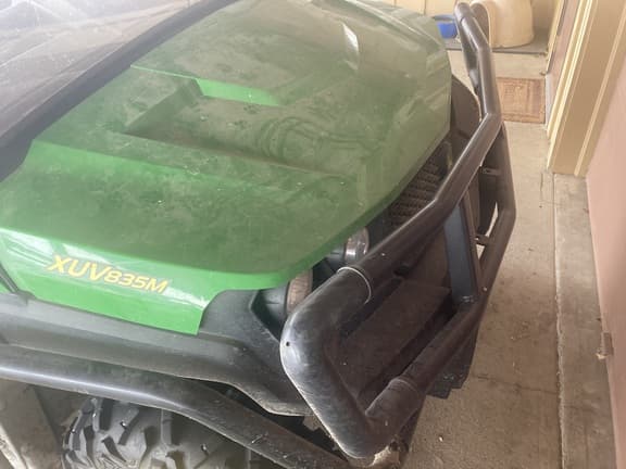 Image of John Deere XUV 835M equipment image 4