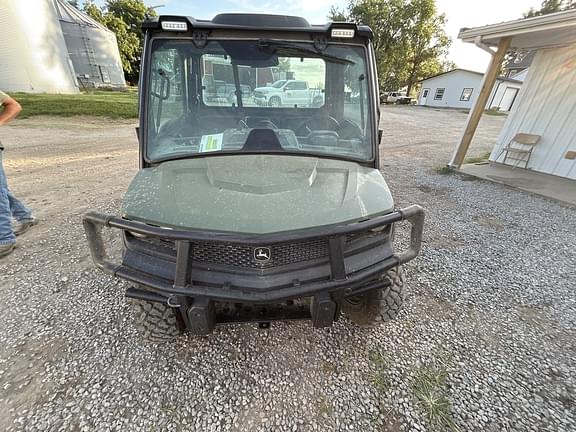 Image of John Deere XUV 835M equipment image 4