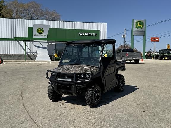 Image of John Deere XUV 835M Primary image