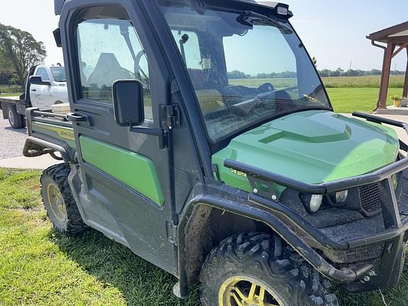 Image of John Deere XUV 835M equipment image 1