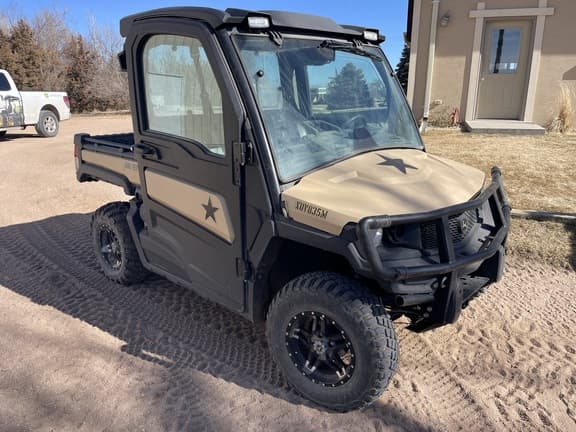 Image of John Deere XUV 835M Honor Edition equipment image 3