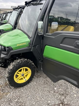 Main image John Deere XUV 835M