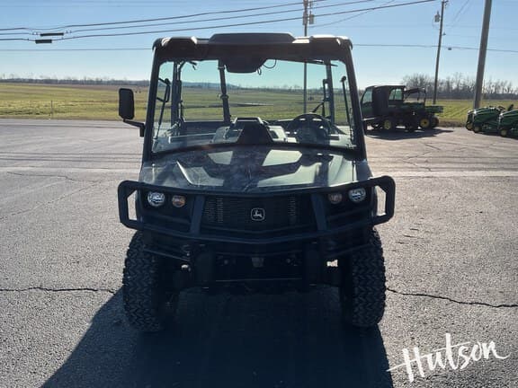 Image of John Deere XUV 835M equipment image 4