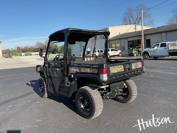 Image of John Deere XUV 835M equipment image 3