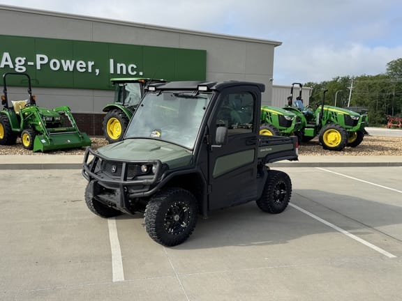 2022 John Deere XUV 835M Equipment Image0