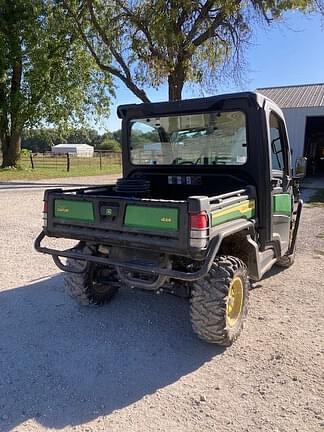 Image of John Deere XUV 835M equipment image 4