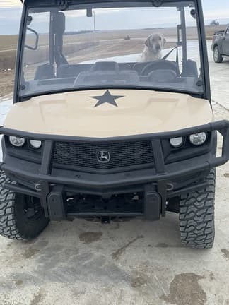 Image of John Deere XUV 835M equipment image 4