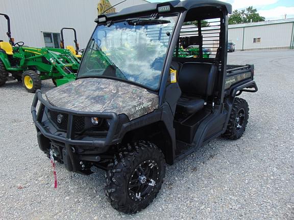 Image of John Deere XUV 835M Primary image