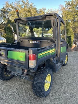 Image of John Deere XUV 835M equipment image 1