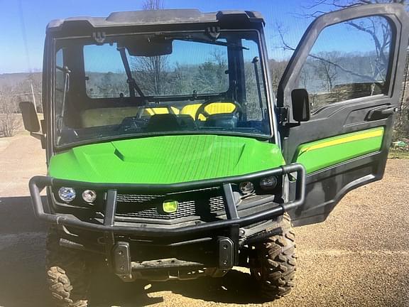 Image of John Deere XUV 835M equipment image 4