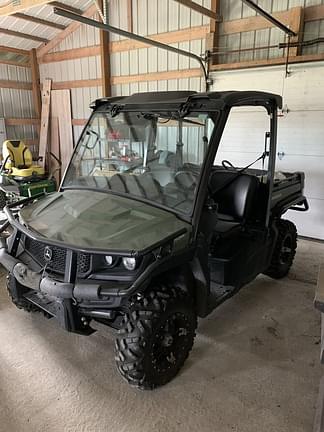 Image of John Deere XUV 835M Primary image