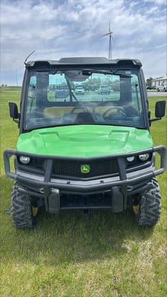 Image of John Deere XUV 835M equipment image 4
