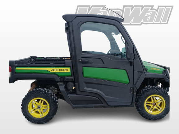 Image of John Deere XUV 835M Primary image