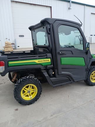 Image of John Deere XUV 835M equipment image 4