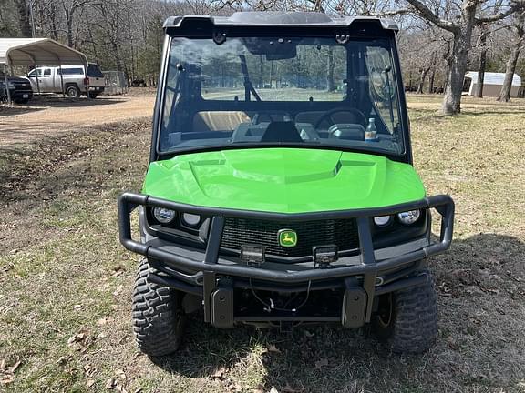 Image of John Deere XUV 835M equipment image 2