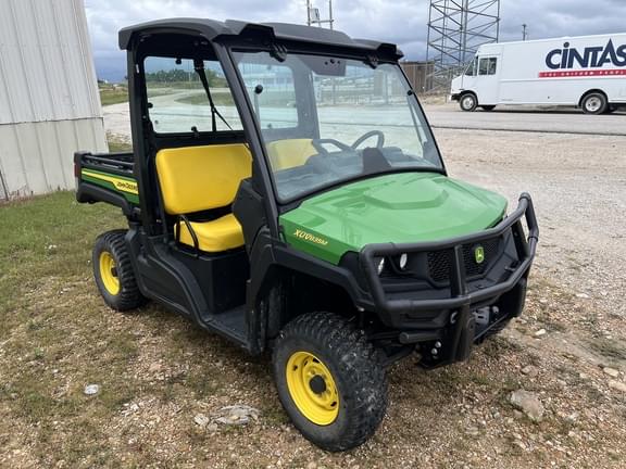 Image of John Deere XUV 835M equipment image 3