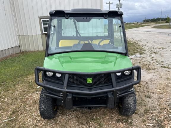 Image of John Deere XUV 835M equipment image 2