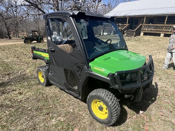 Image of John Deere XUV 835M equipment image 3