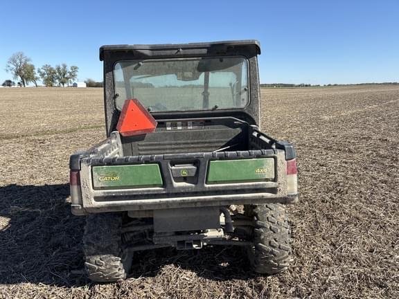 Image of John Deere XUV 835M equipment image 4