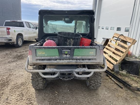 Image of John Deere XUV 835M equipment image 4