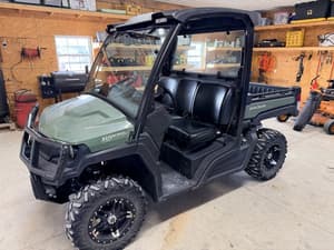 2022 John Deere XUV 835M Image