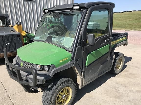 Image of John Deere XUV 835M Primary image