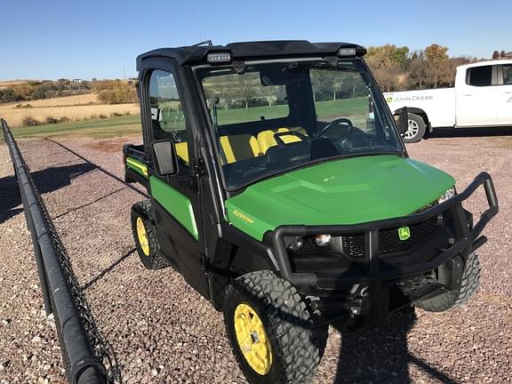 Image of John Deere XUV 835M equipment image 3