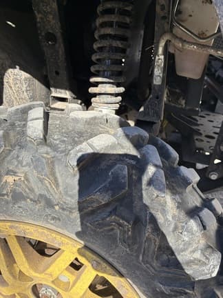 Image of John Deere XUV 835M equipment image 4