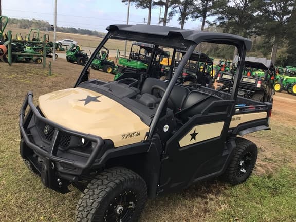 Image of John Deere XUV 835M equipment image 3
