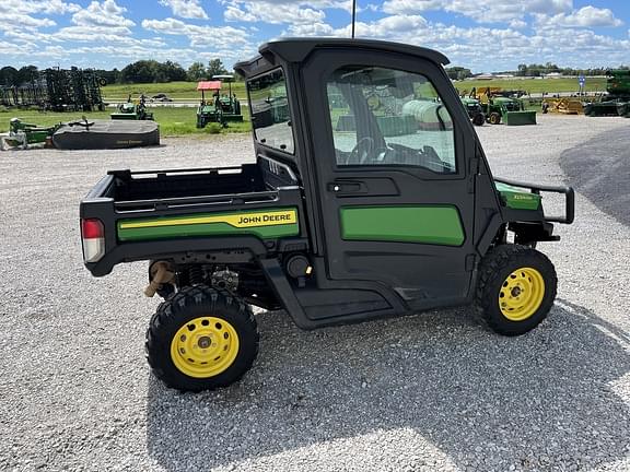 Image of John Deere XUV 835M Primary image