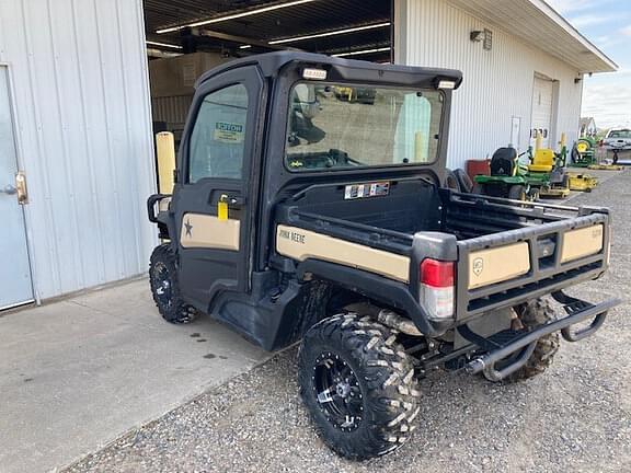 Image of John Deere XUV 835M equipment image 4