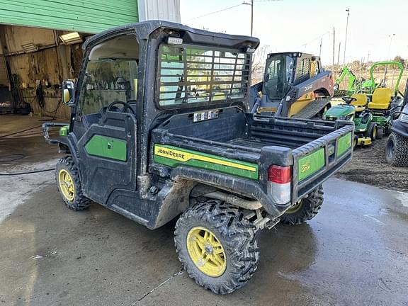 Image of John Deere XUV 835M equipment image 2