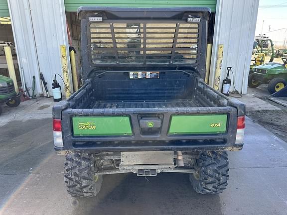 Image of John Deere XUV 835M equipment image 3